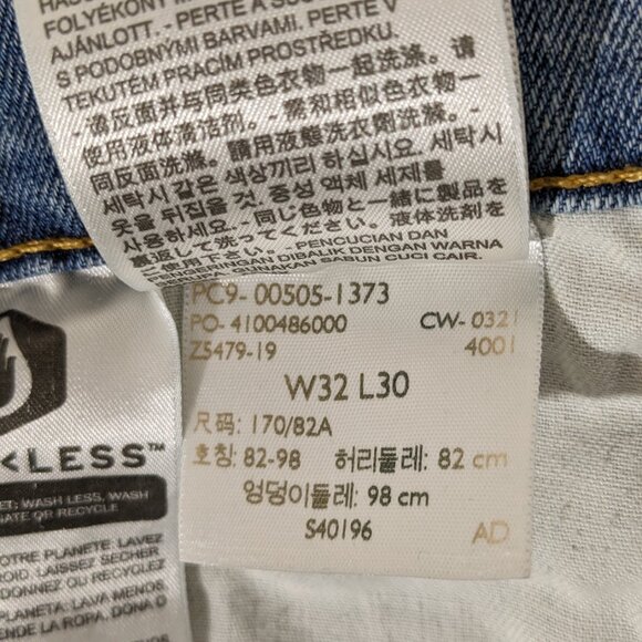 LEVI'S 505 Regular Fit Jeans Straight Leg Room Light Blue Sz 32 X 30 - Picture 9 of 12